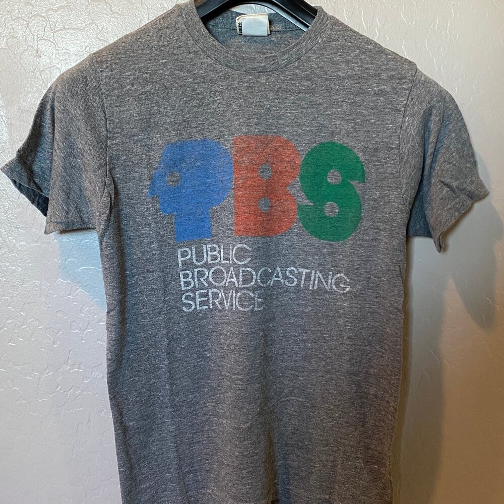 Palmer Cash - PBS - Public Broadcasting T-Shirt - Size M